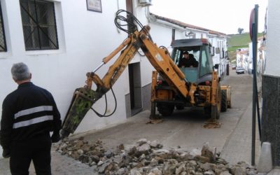 Comienza la pavimentación del tramo norte de la C/ Sevilla de Fuente Obejuna