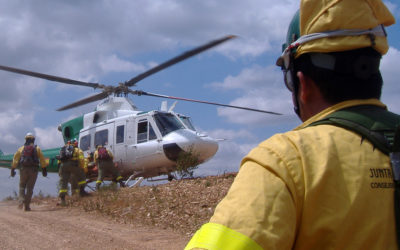 Convocatoria de 50 empleos de bombero forestal.