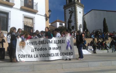 Fuente Obejuna celebra un acto con una gran participación contra la violencia de género