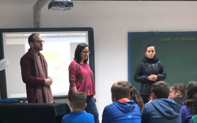 La escritora Ana Belén Ramos visita el Colegio Público San Carlos Borromeo para animar a los jóvenes a la lectura