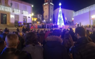 Gran fiesta y hoguera navideña en la Plaza Lope de Vega de Fuente Obejuna para dar la bienvenida a la Navidad en este 2019