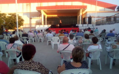 Teatro Cómico y Copla en la primera actividad para los mayores de Fuente Obejuna tras la vacunación